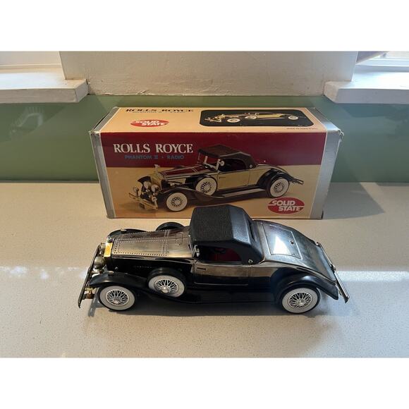 MODEL 1930S ROLLS ROYCE PHANTOM II SOLID STATE CAR AM TRANSISTOR RADIO W/ BOX - Picture 1 of 8